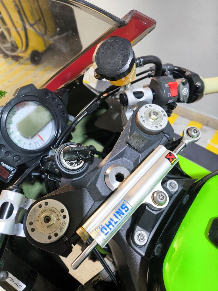 Kawasaki zx10 2008