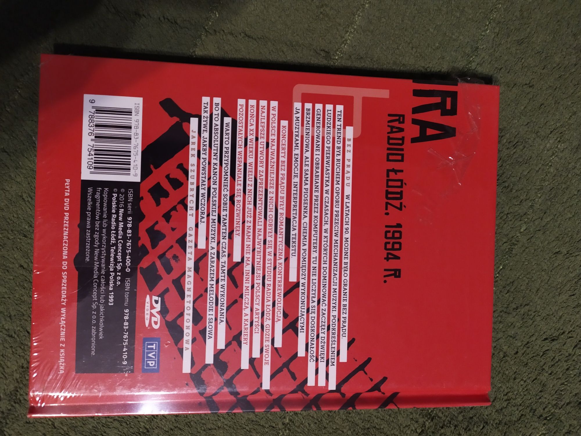 IRA Bez prądu Koncert akustyczny - Książka+ płyta DVD