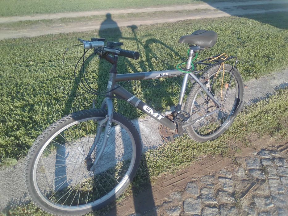 Vendo bicicleta no estado em que se encontra