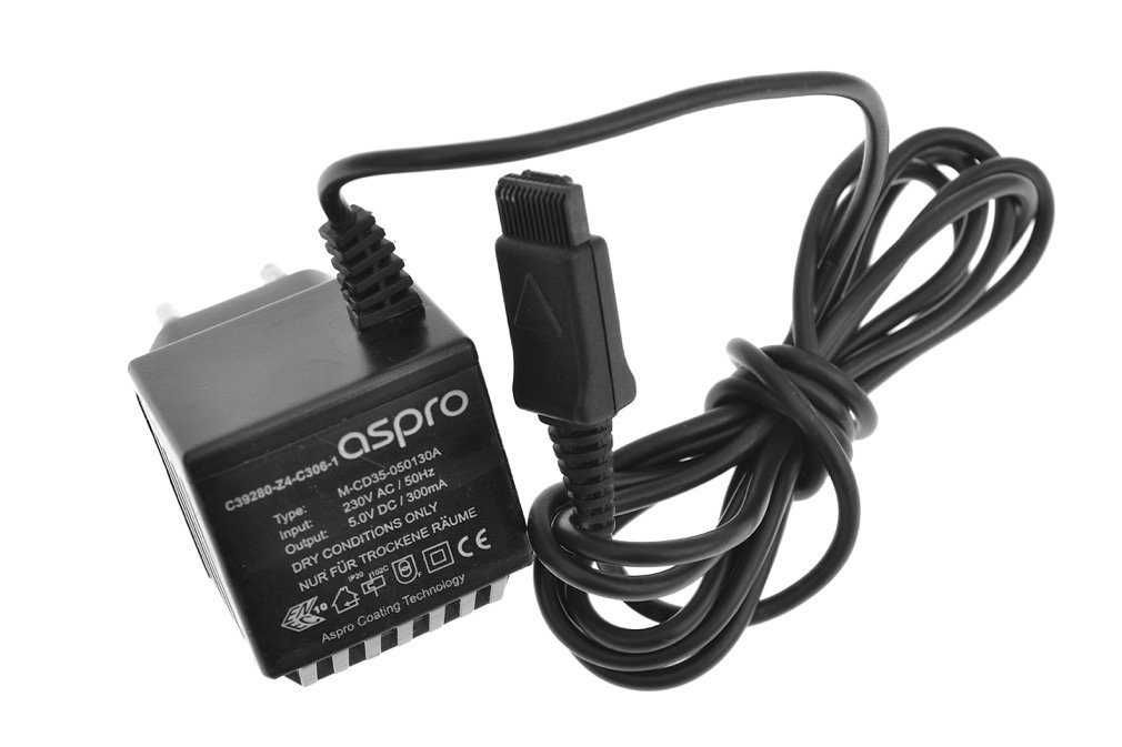 Carregador Original ASPRO para diversos telemóvel: Output: 5V-300mA