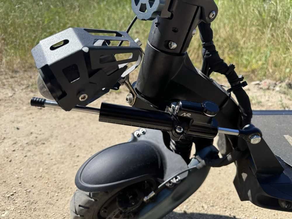 Hulajnoga Nanrobot D6+