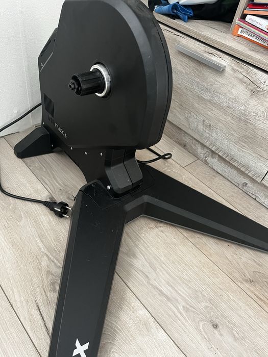 Велотренажер Tacx flux s
