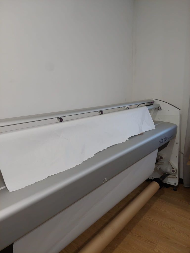[OPORTUNIDADE] Vendo Plotter TKT DOC 220 Novo