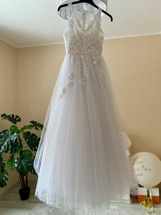 Suknia slubna ślubna sezon 2023 rozmiar XS 34 lato jesień wiosna