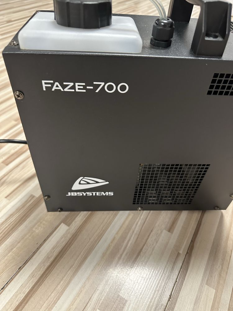 Eurolite Dynamic Faze 700