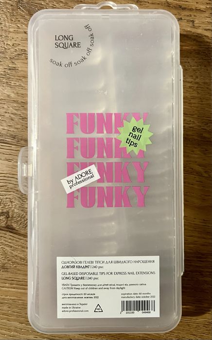 Adore Tipsy żelowe do przedłużania Funky Gel Tips- Square Long
