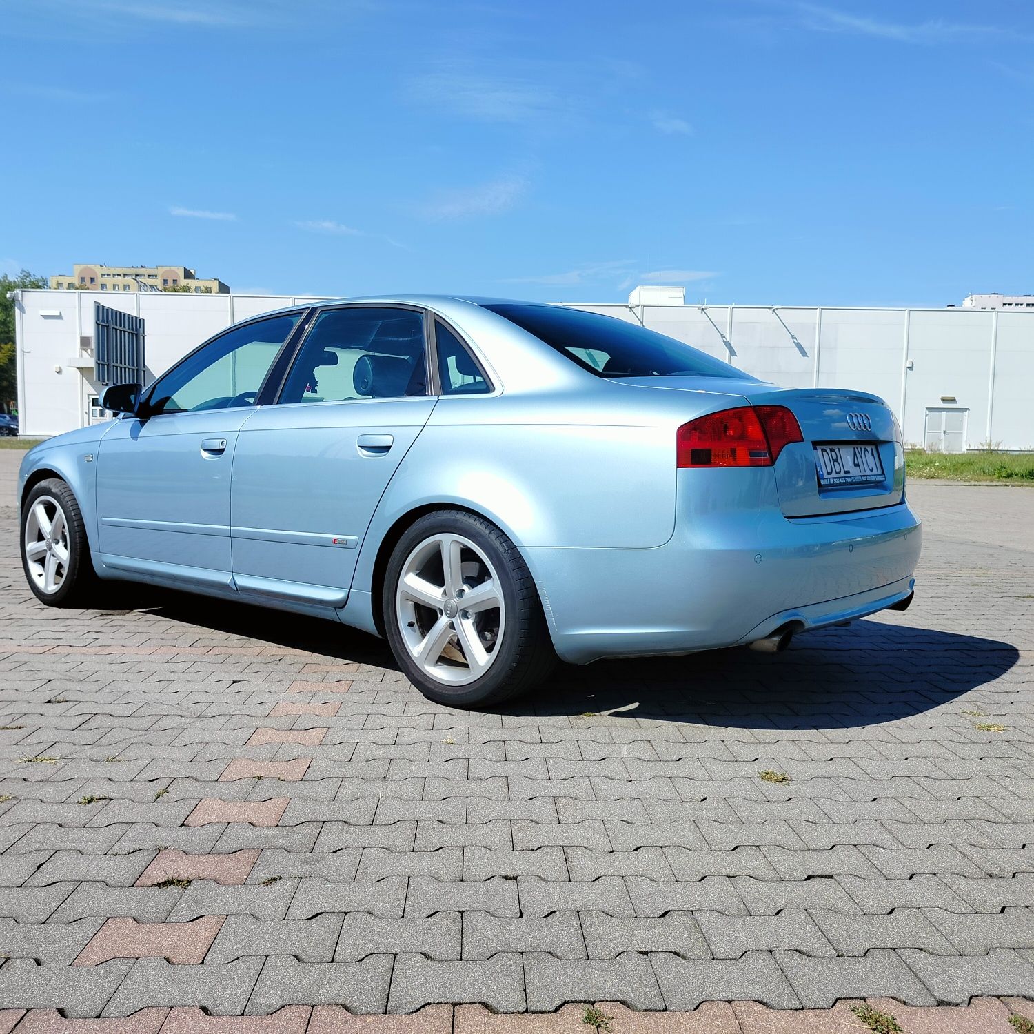 A U D I  A4 B7 S-Line