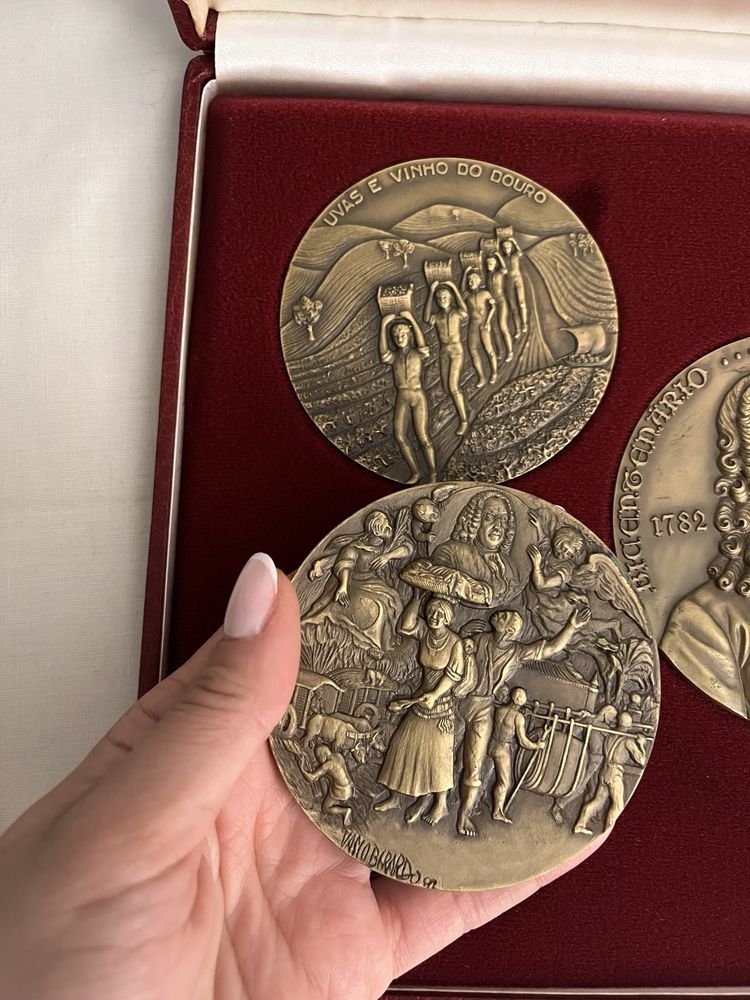Bicentenário Da Morte Do Marquês De Pombal Estojo 5 Medalhas Bronze