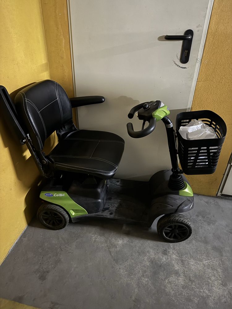 Scooter  de mobilidade reduzida