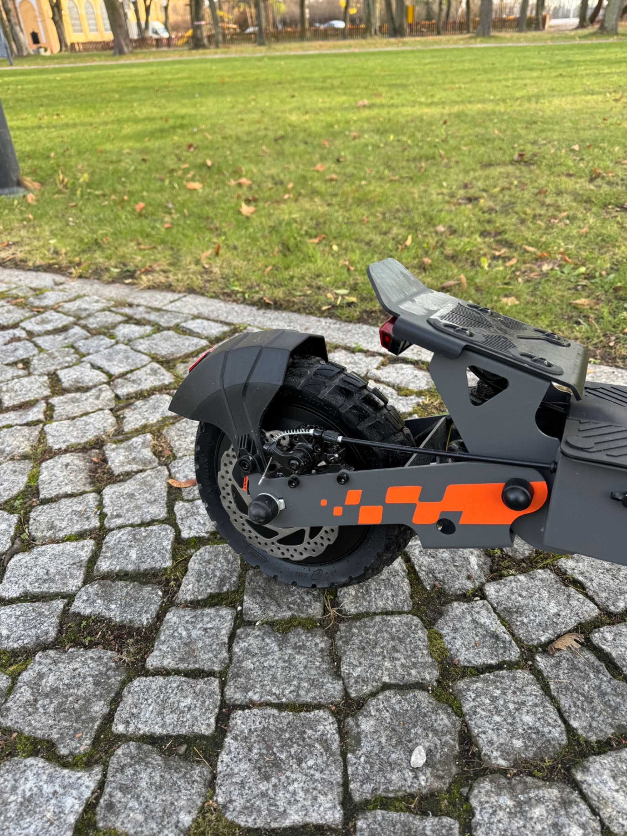 Składana Hulajnoga Elektryczna KuKirin G2 1200W 15Ah 48V 50km/h 10’’PL