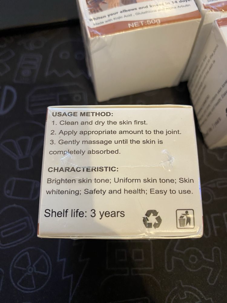 Creme (Dark Knees and Elbows Strong Whitening Cream
