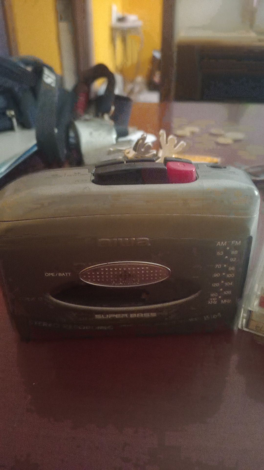 Walkman de cassetes aiwa com radio