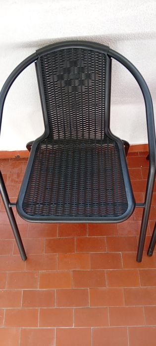 Cj. De cadeiras e mesa jardim exterior