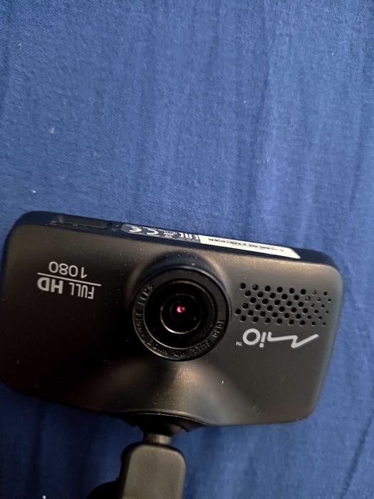 Wideorejestrator MIO Mivue 608
Dual SIM