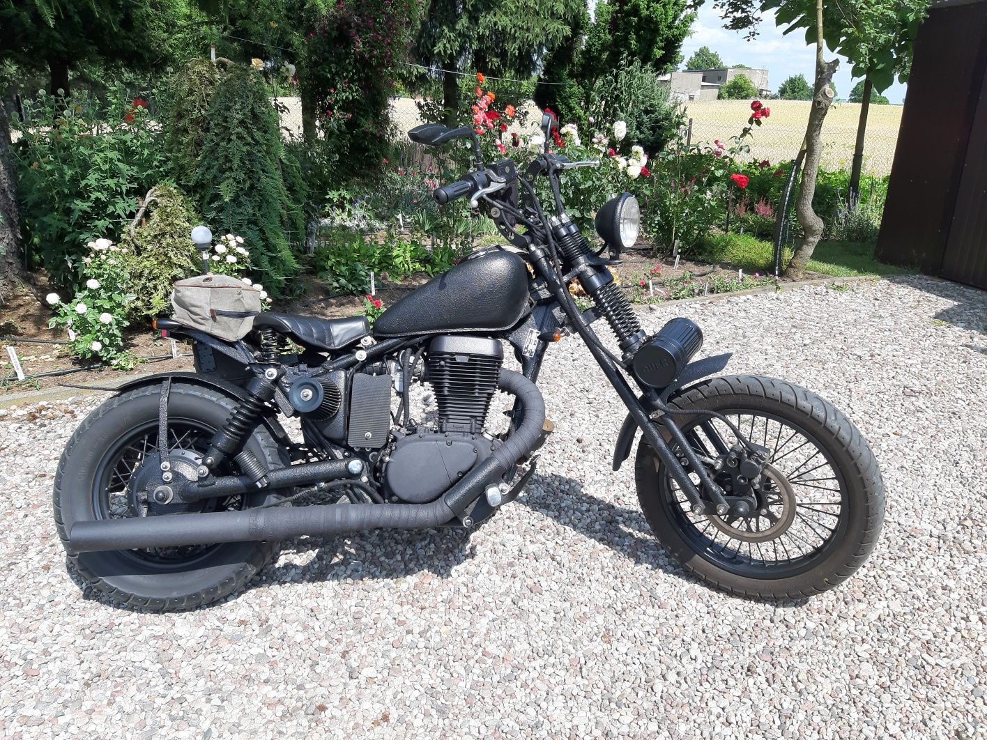 Bobber Suzuki Savage 650