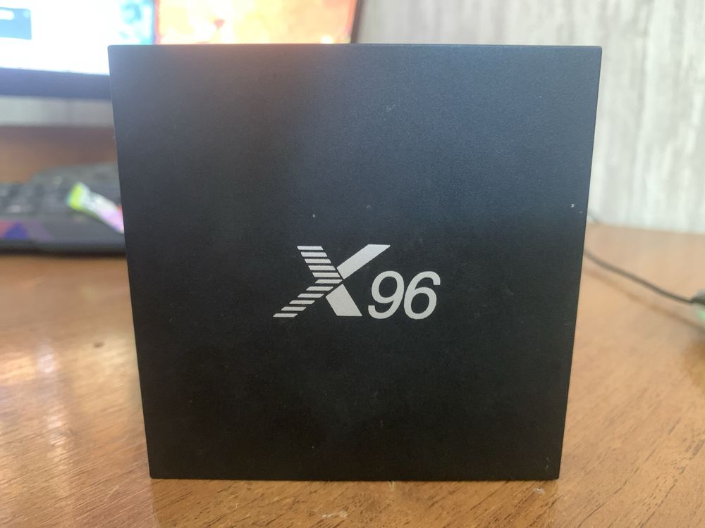 Продам Smart tv x96