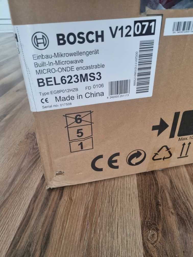 Mikrofala Bosch BEL623MS3