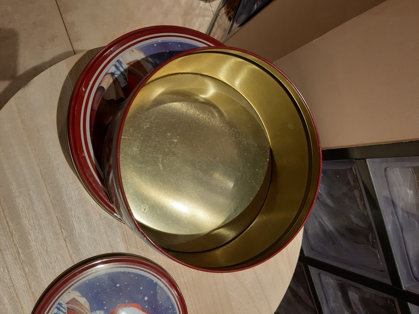 Święty Mikołaj pudełko blaszane opakowanie metal vintage boho prl