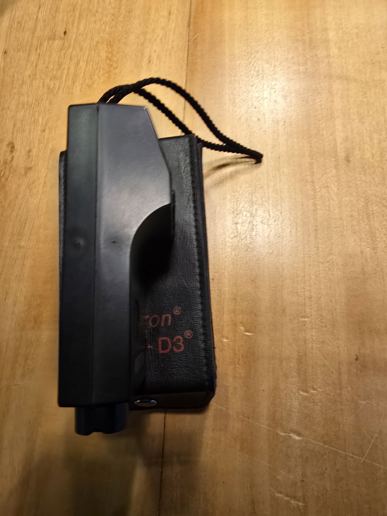Miernik Lakieru SALU TRON combi-d3