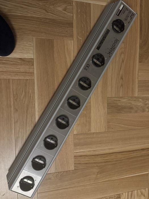 listwa/fitr zasilający ISOTEK ORION 8 WAY