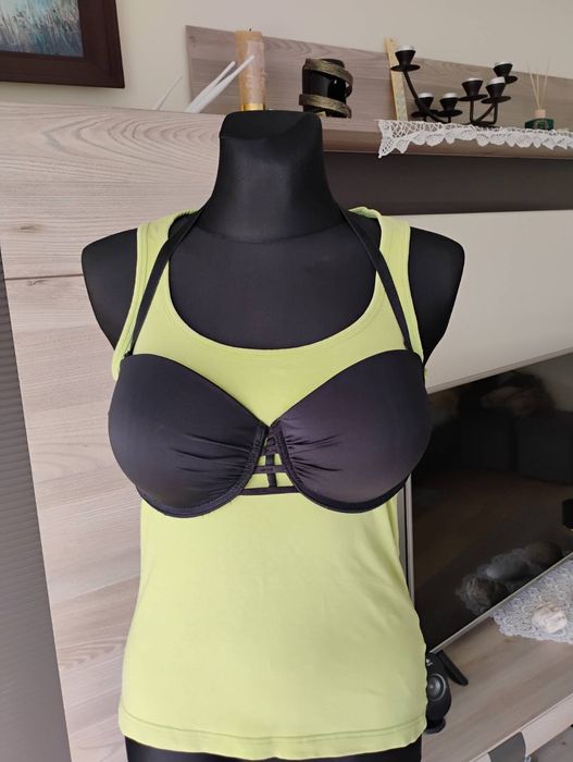 Elegancki czarny biustonosz od stroju kąpielowego Censored