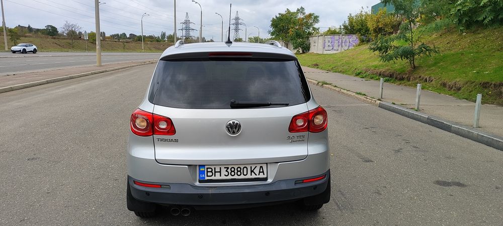 Volkswagen Tiguan 2010 • 2.0 TDI Срочная продажа.