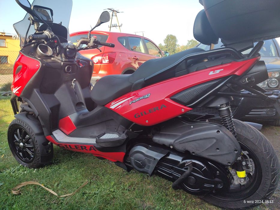 Motocykl Piaggio MP3 LT500