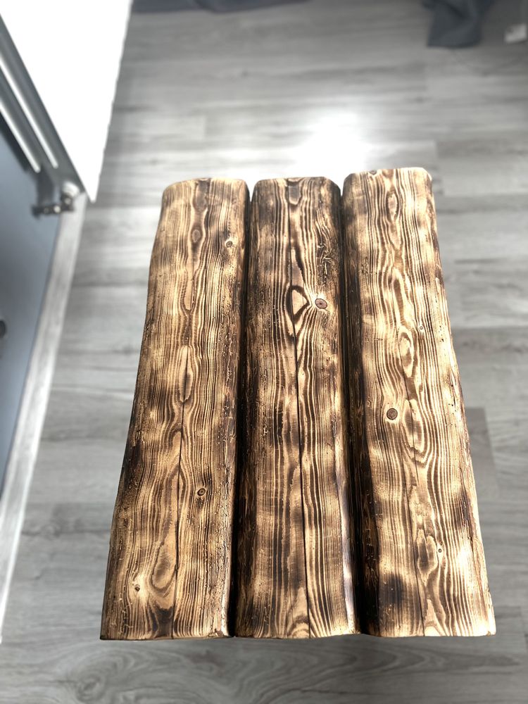 Stolik kawowy stare belki drewniane