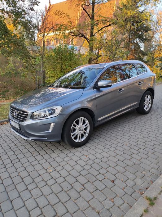 Volvo XC 60 Super stan Summum 190KM panorama el. klapa