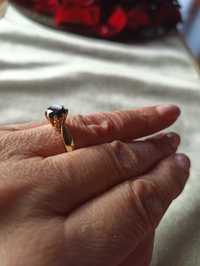 Złoty pierścionek z czarnym diamentem  1,98 ct, certyfikat