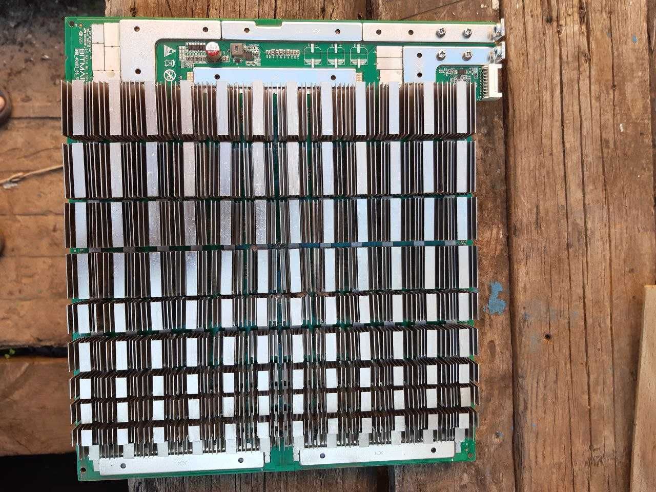 Antminer S19 j-pro+ под или по запчастям