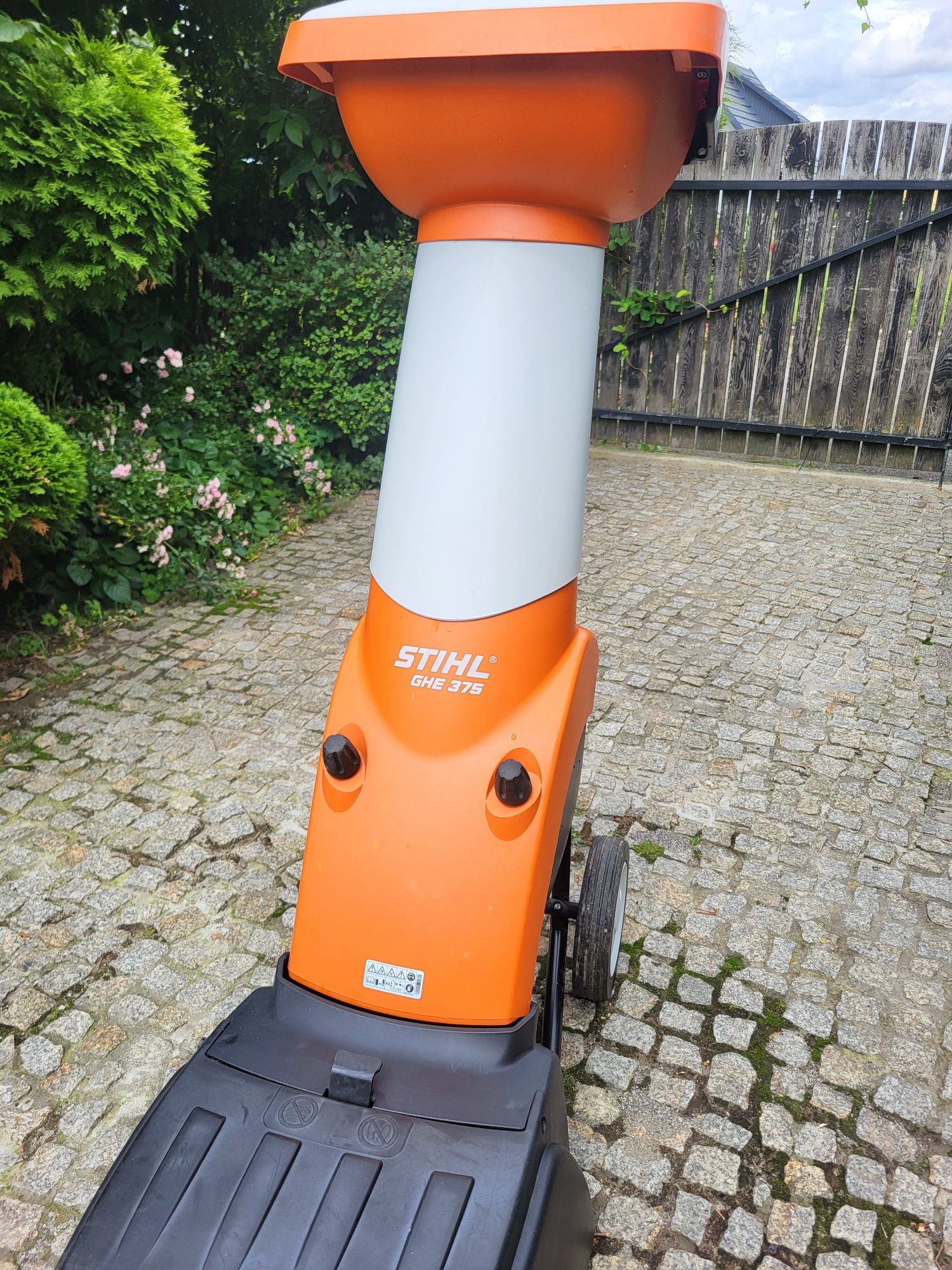 Rozdrabniacz, rębak do gałęzi Stihl GHE 375, 400V