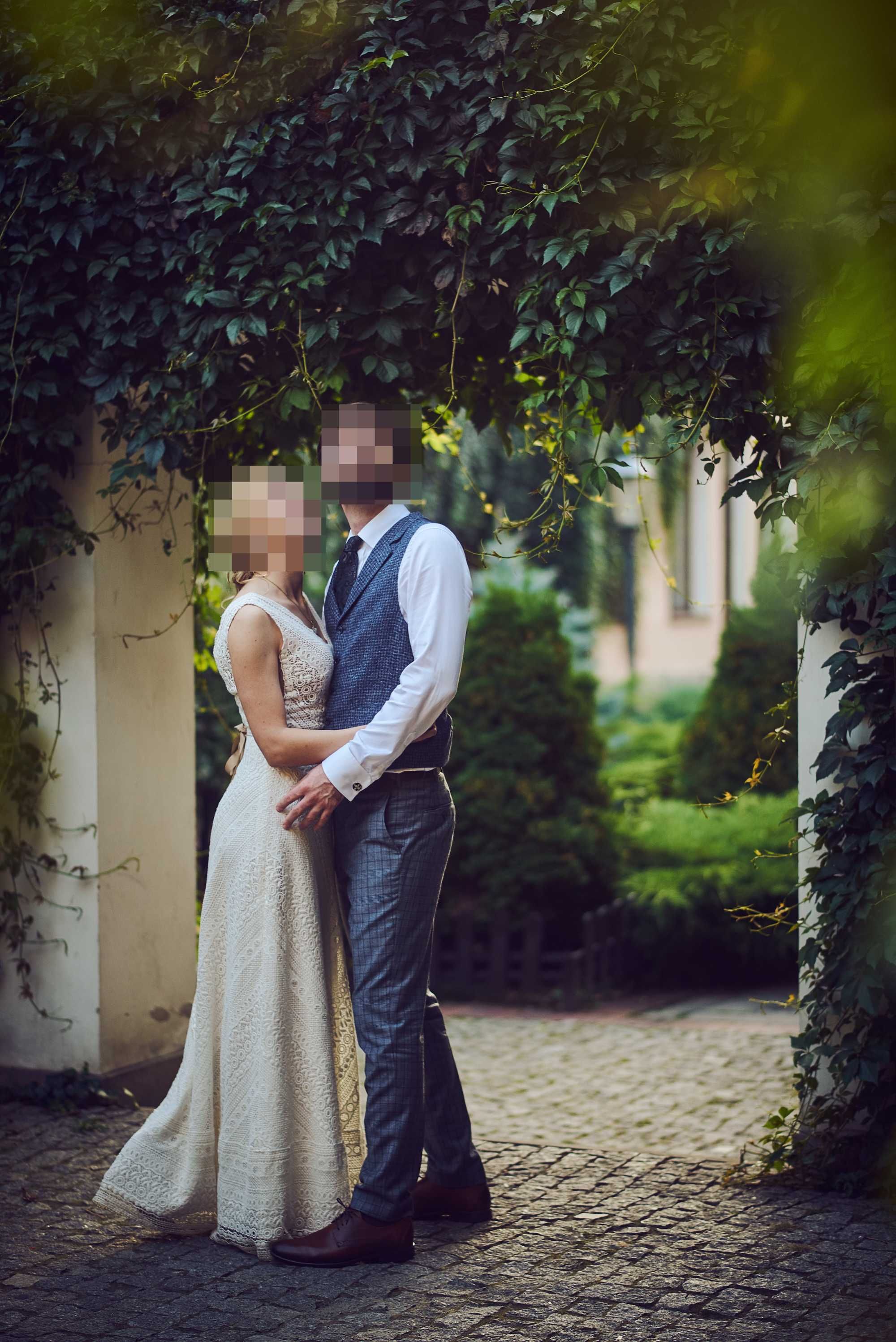 Romantyczna suknia ślubna koronkowa boho
