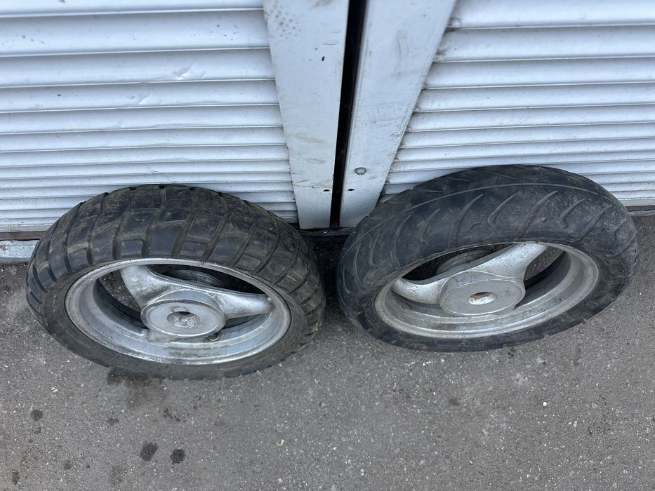 Колесо скутер 120/70-12 (19шлицов)