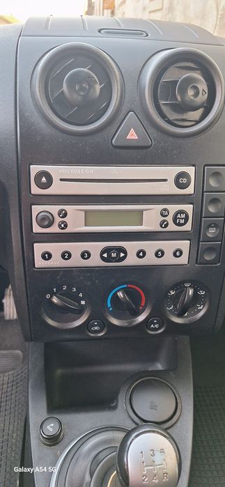 Ford Fusion 1.4 TDCi Diesel 68 cv / 50 kW 2005