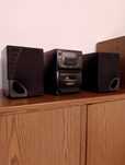 Radio Odtwarzacz CD  i kasetowy tzw. Wieża z głośnikami 2 szt.