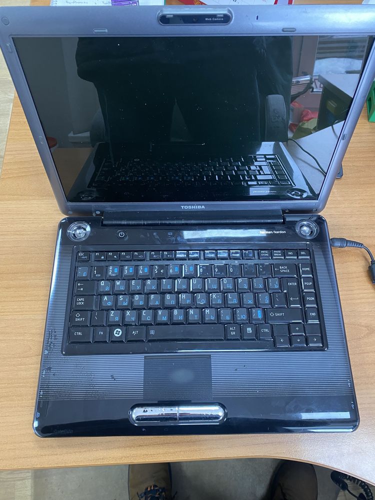 Ноутбук Toshiba Satellite A300 T8300 3Gb ddr2