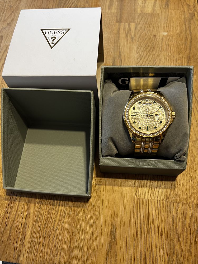 Zegarek Guess Frontier Gold Złoty