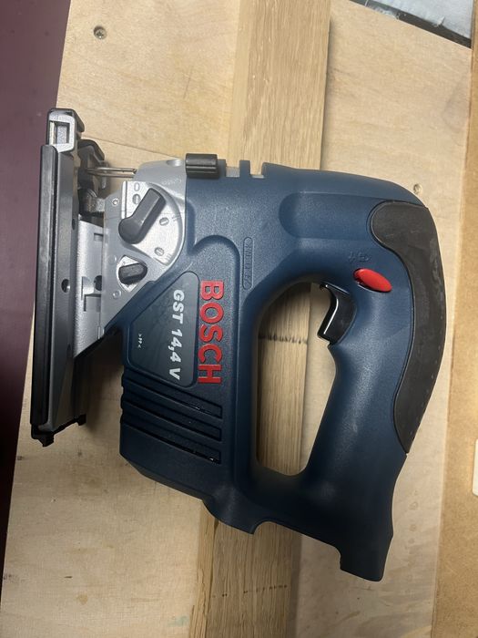 Wyrzynarka akumulatorowa Bosch GST 14.4 V