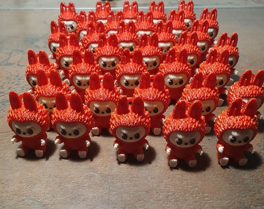 Сувеніри, брелки, декор