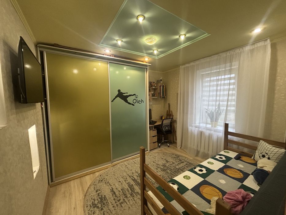 Продам 2 кімнатну квартиру в центрі або обмін на будинок