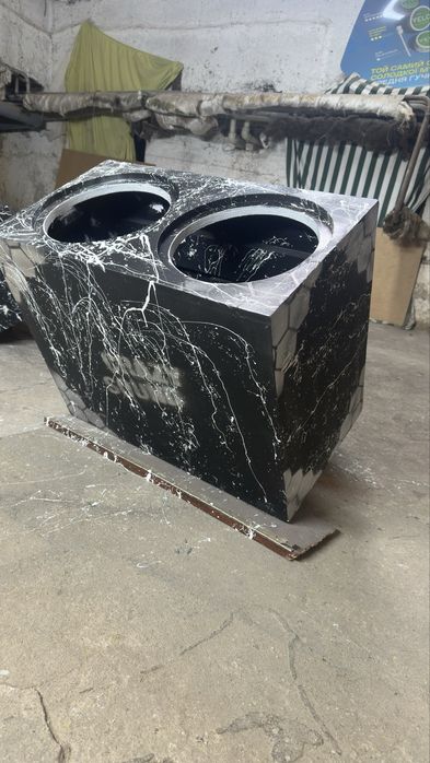 Короб под две 12ки на трубе мдф