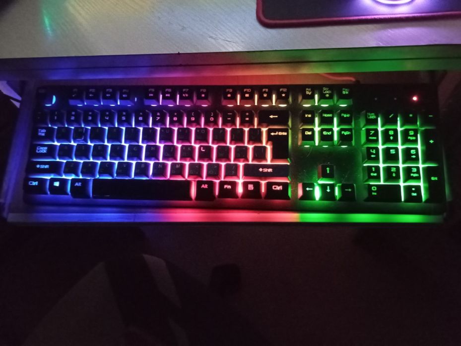 Клавіатура в хорошому стані