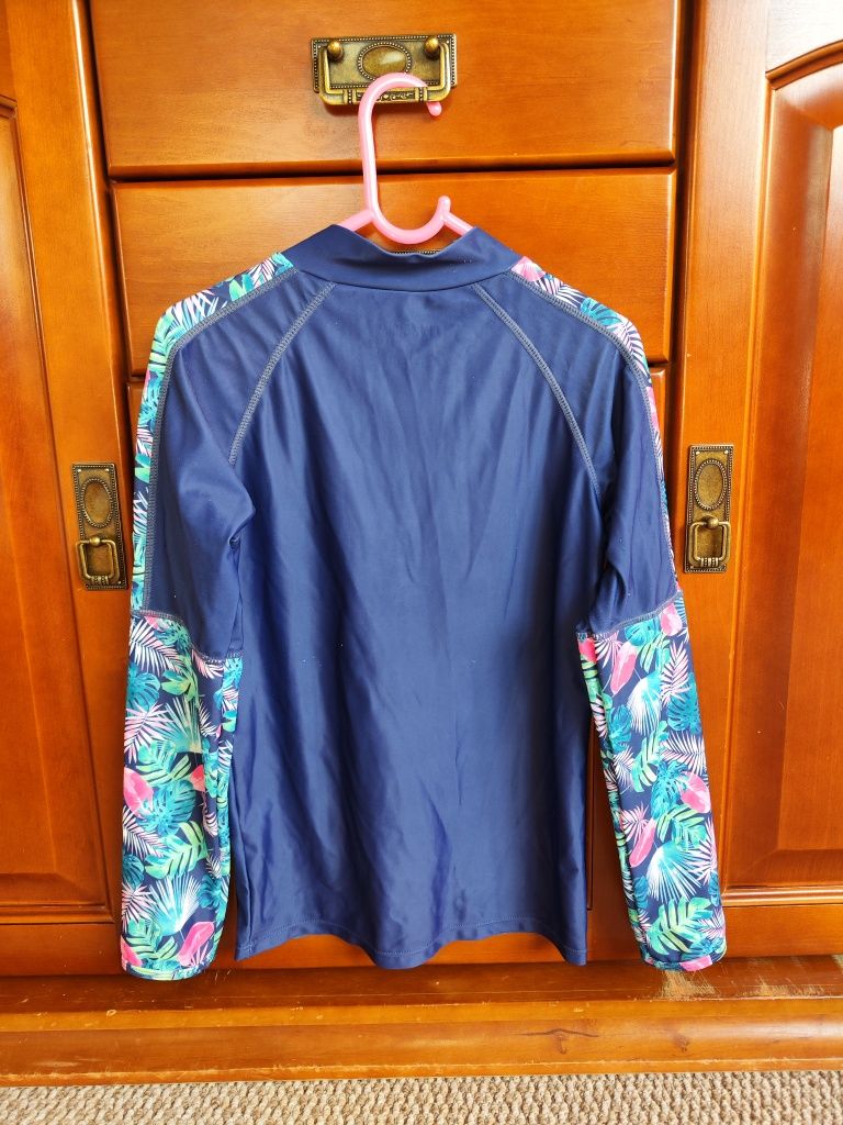 Koszulka UV surfingowa z długim rękawem na zame t-shirt 9- 10 lat