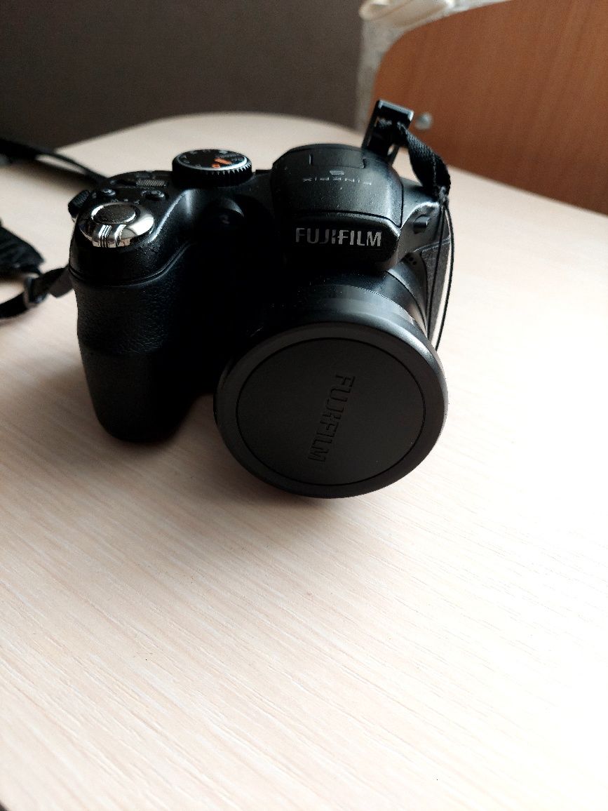 Фотоапарат Fujifilm fine Pix S2900