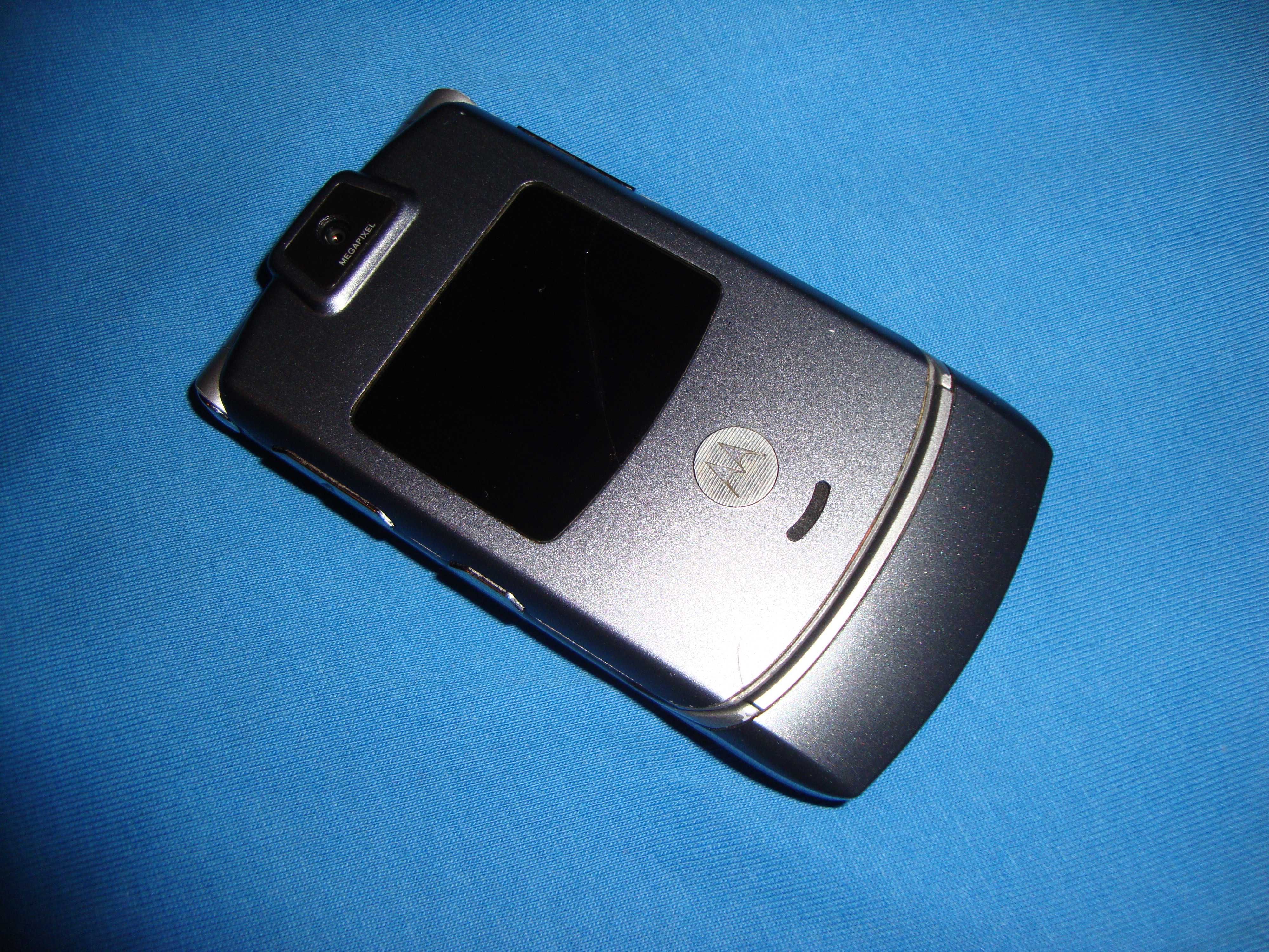 Мобильный телефон Motorola Razr V3c Verizone CDMA + Motorola L6