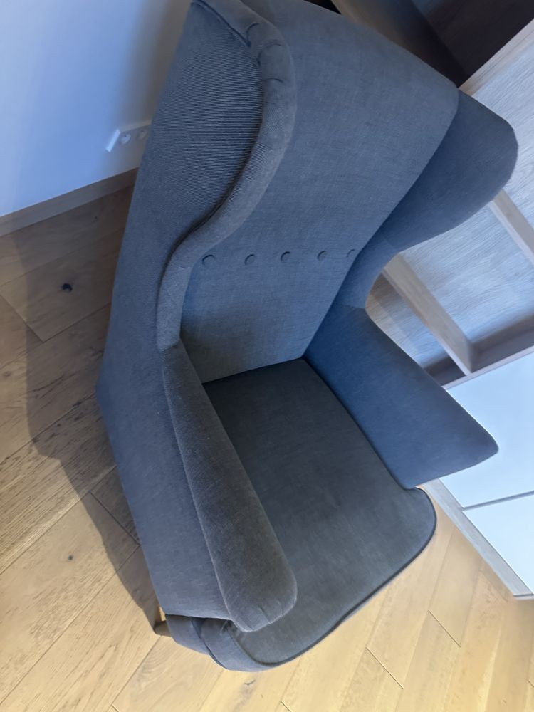 Fotel Uszak Ikea + podnóżek