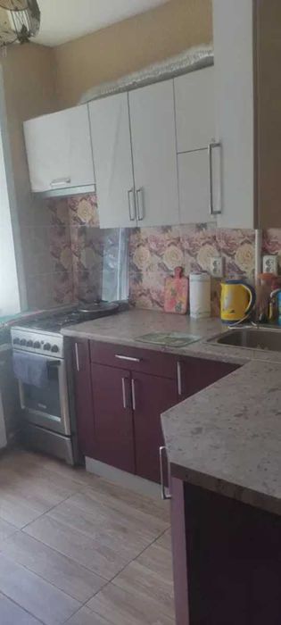 Сдается 2-комнатная квартира в р-не 8-й школы