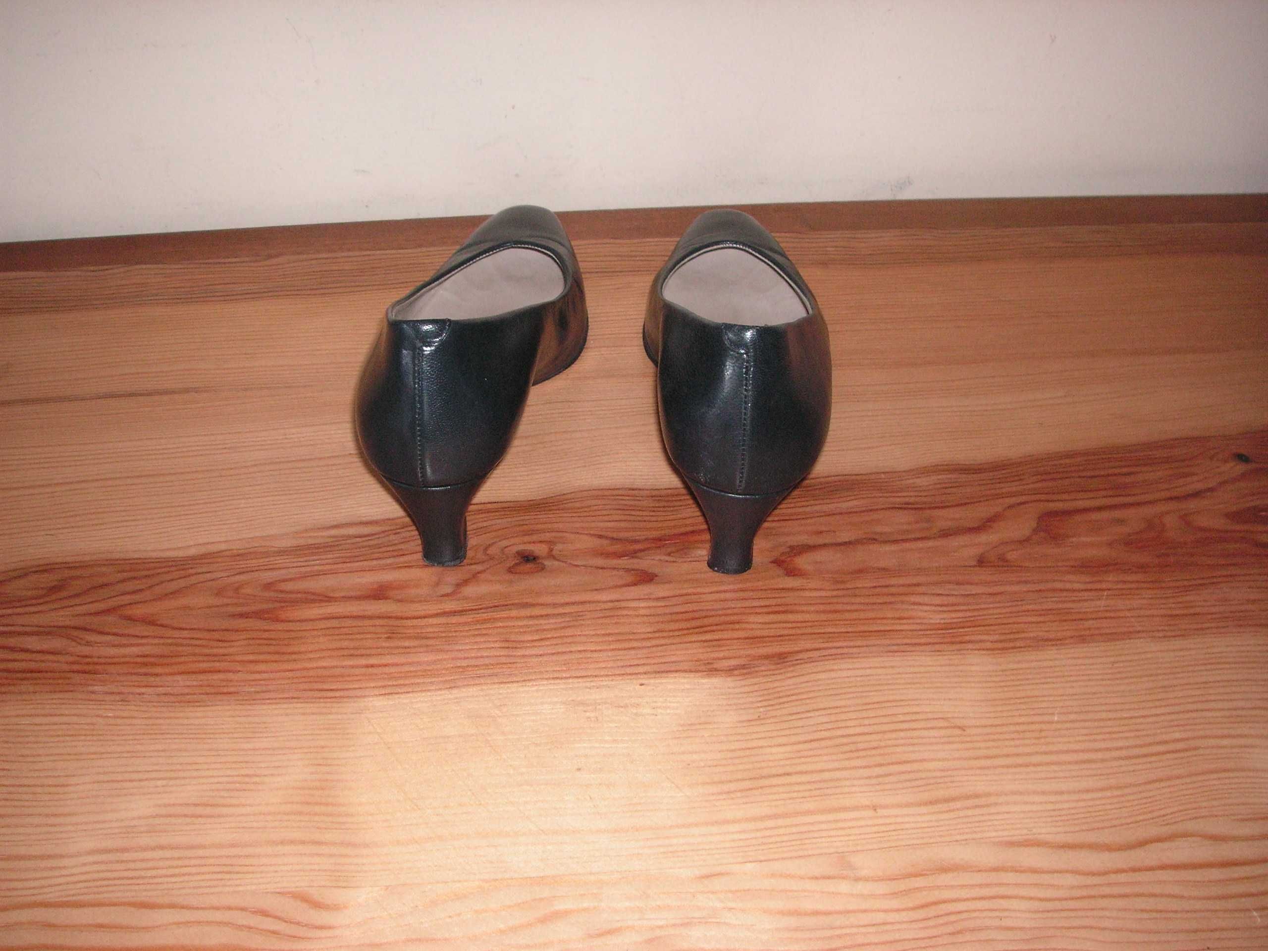 Sapatos Senhora em Pele marca Vannel T/37
