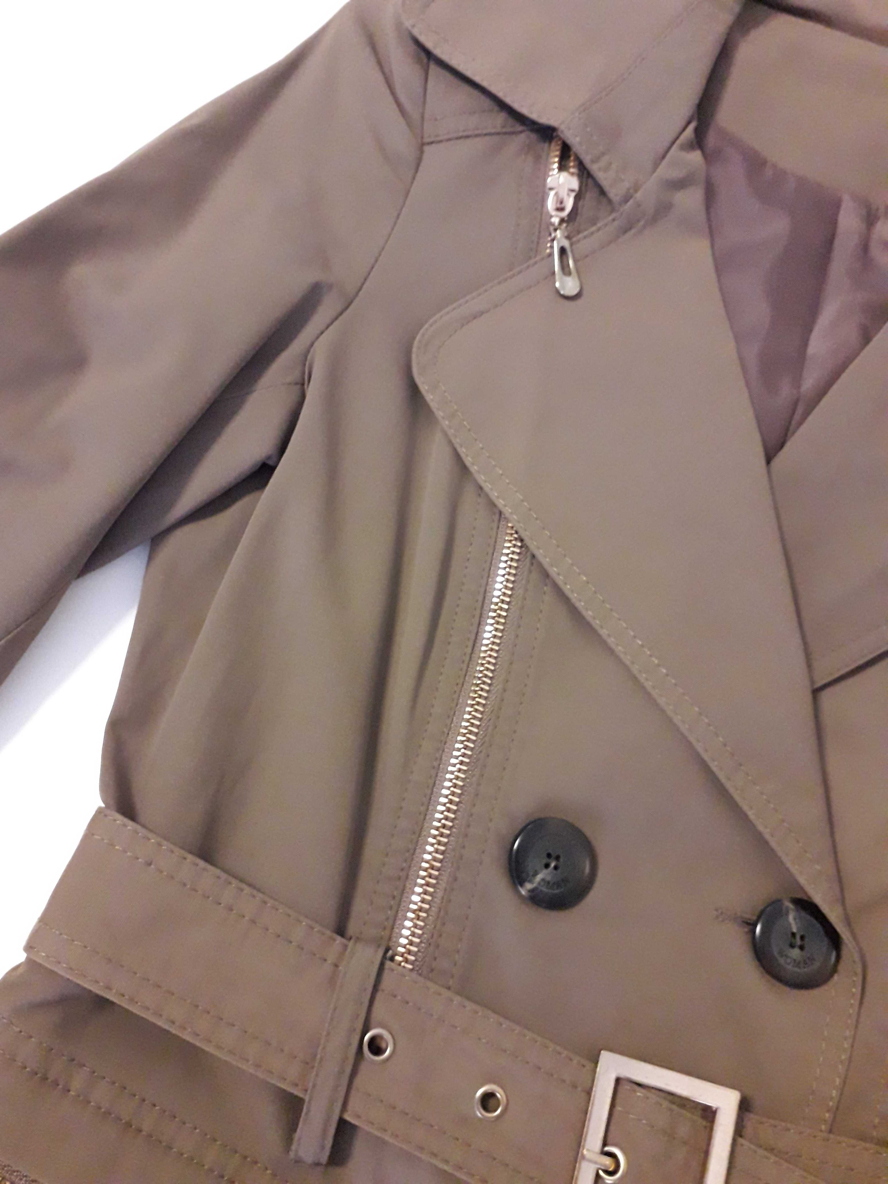 Gabardine/trench coat em bege escura (NOVA POR ESTREAR)